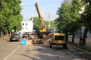 На ул. К. Либкнехта замена труб тепловых сетей (ФОТО)
