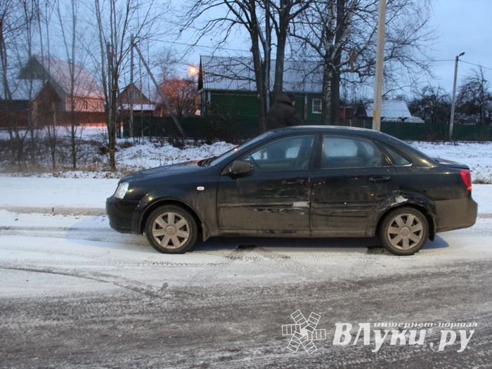 В ДТП на Гражданской столкнулись Suzuki и Chevrolet Lacetti (ФОТО)