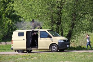 Спецназ «разгромил» на Дятлинке «банду»