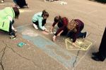 В Великих Луках прошел конкурс детского рисунка на асфальте (ФОТО)