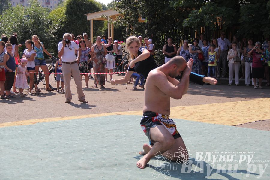 В Великих Луках отметили День физкультурника