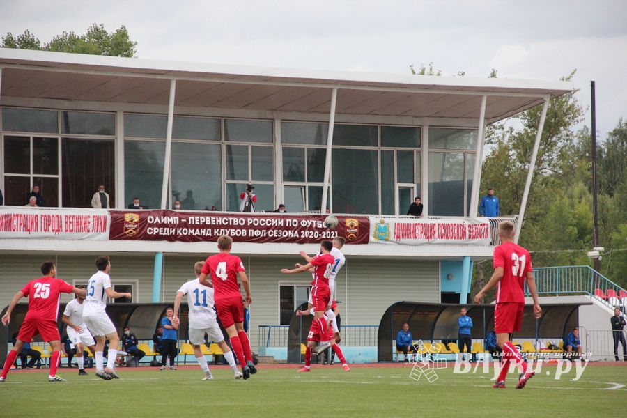 «Луки-Энергия» уступила дома «Твери» (ФОТО)