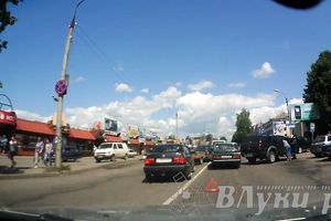 Два ДТП: на ул. Некрасова и на пр-те Октябрьский (фото)