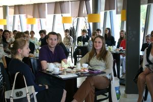 Великолукские школьники посетили "Литературное кафе"