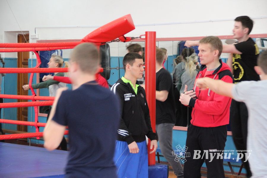 Мухаммад Шехов готовится к следующему бою (ФОТО)