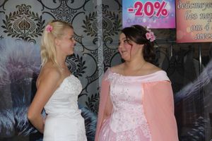 В Великих Луках бегали невесты (ФОТО)