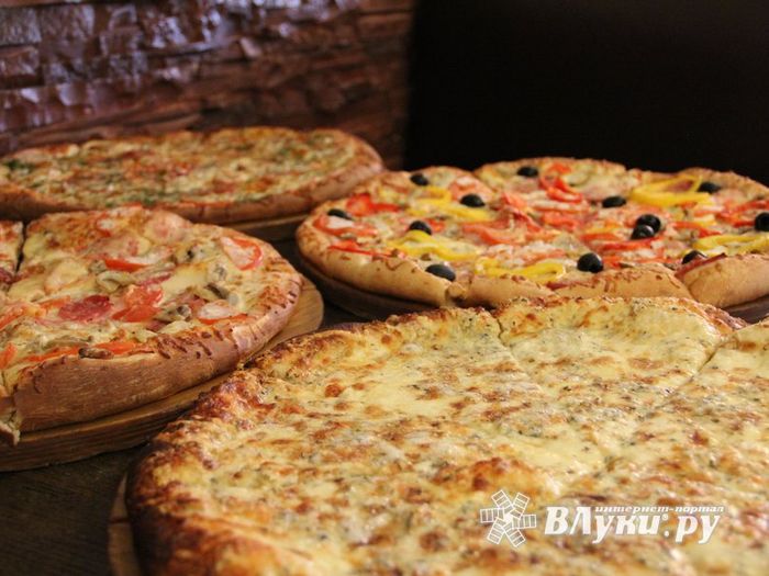 Давно известно: даме в праздник у плиты не место