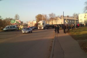 В Великих Луках фура насмерть сбила пешехода