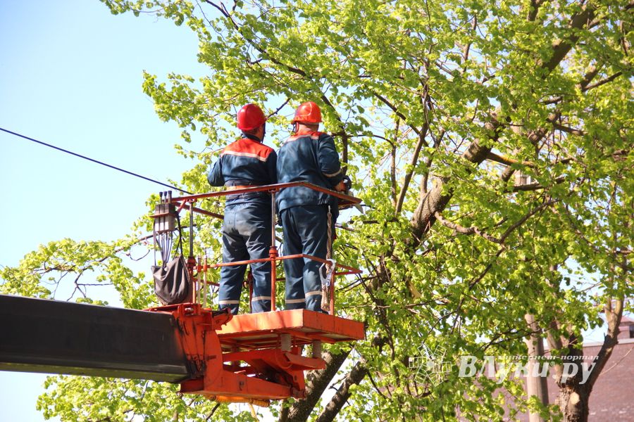 Авария устранена, движение по проспекту Гагарина возобновлено (ФОТО)