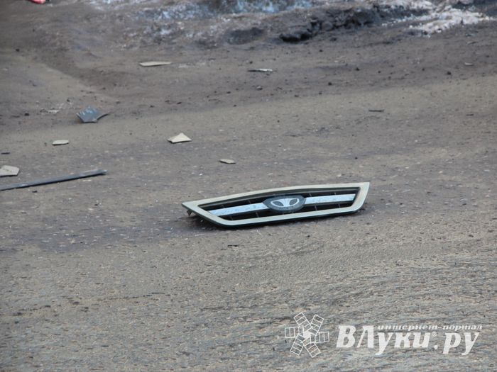 ДТП на Зверева в Великих Луках (ФОТО)