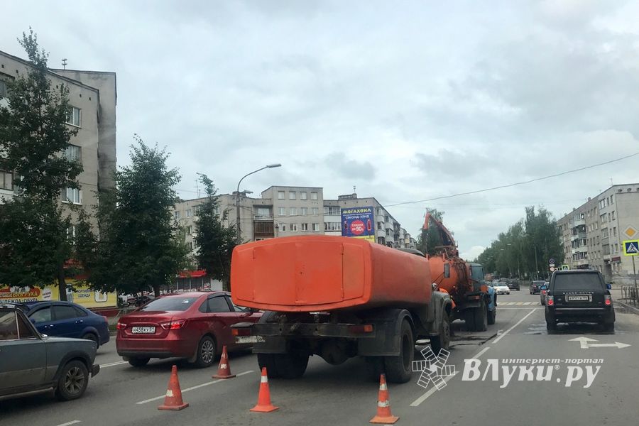 В Великих Луках готовятся к возможным ливням (ФОТО)