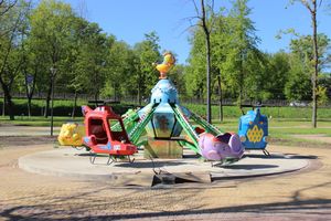 В парке культуры появляются новые аттракционы (ФОТО)