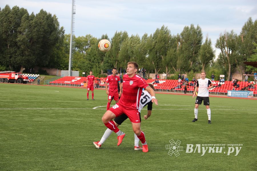 «Луки-Энергия» сыграла вничью в матче 4-го тура (ФОТО)