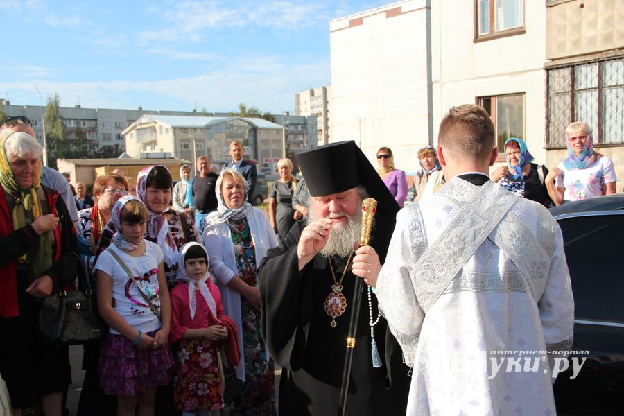 Освящение Храма святителя Тихона, Патриарха Всероссийского, святых Новомучеников и Исповедников Российских (ФОТО)