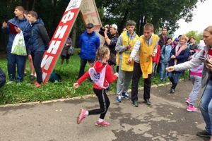 В Великих Луках стартовал Всероссийский день бега «Кросс нации-2017» (ФОТО)