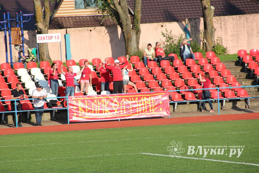 Хороший футбол без забитых мячей — «Луки-Энергия» сыграла с «Локомотив-Казанка» (ФОТО)