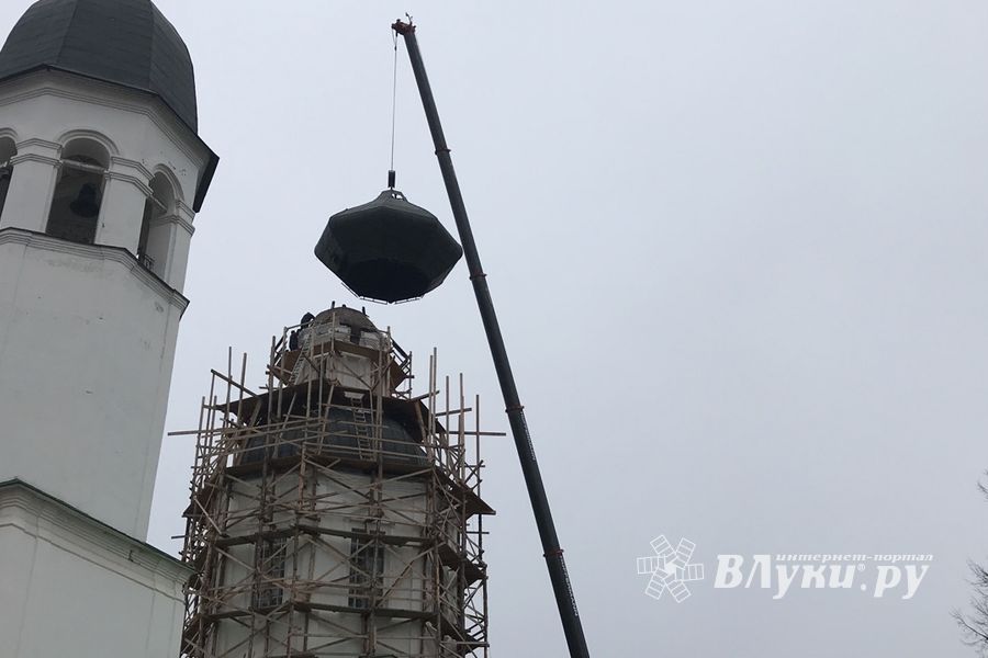 На Свято-Вознесенском соборе  (ФОТО, ВИДЕО)