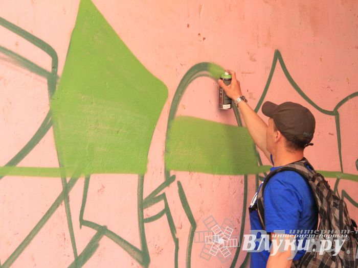 В Великих Луках прошел городской конкурс «Граффити — новый взгляд»