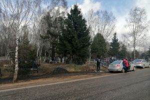 В Великих Луках перекрывают входы на кладбища