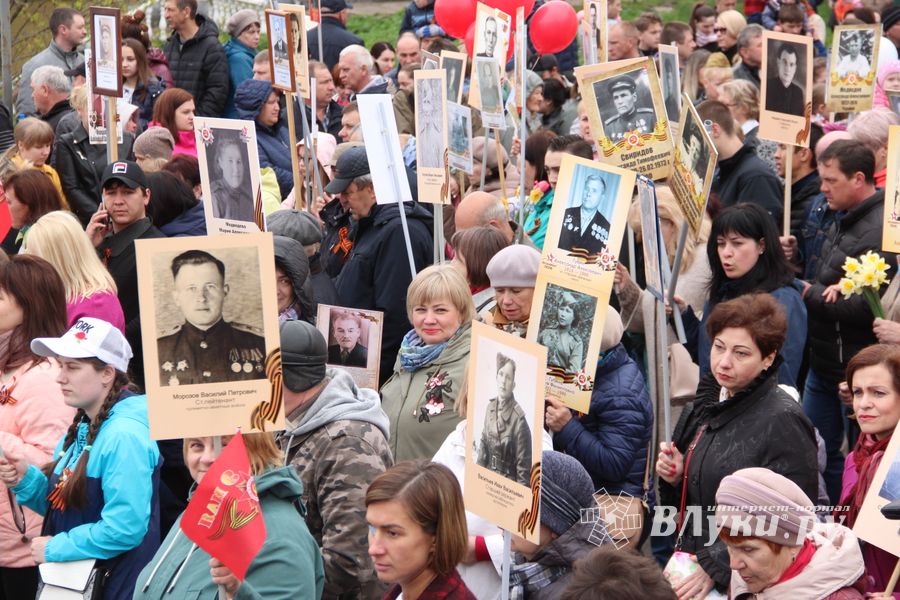 В Великих Луках отмечают День Победы (ФОТО)