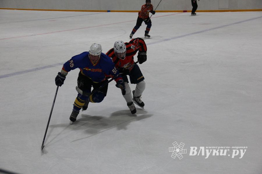 ХК «ЛукиСпорт» обыграл псковскую «Гвардию» по буллитам (ФОТО)