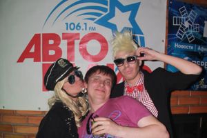 Радиостанции «Авторадио Великие Луки» и «Европа Плюс Великие Луки» отметили свой профессиональный праздник (фото)