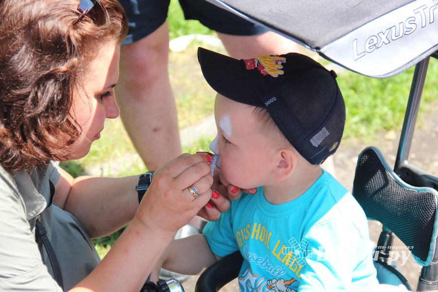В городском парке Великих Лук прошёл День мороженого