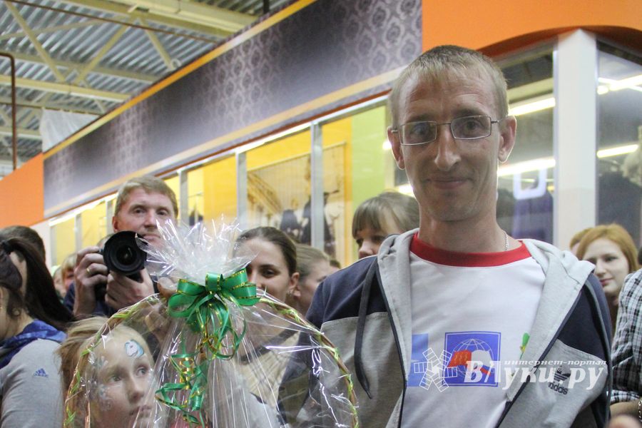 Торговый центр «Апельсин» отметил День рождения