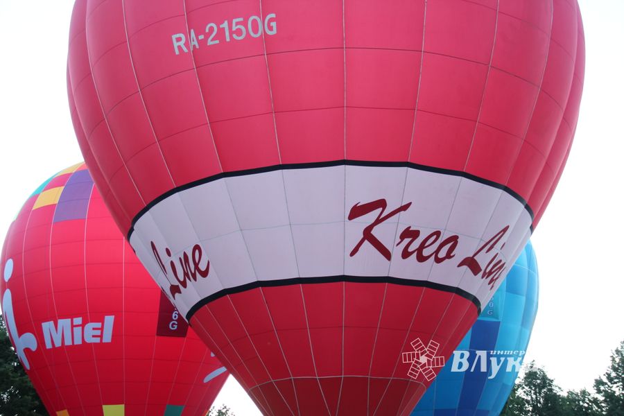 22-я Международная встреча воздухоплавателей завершилась традиционным ночным свечением аэростатов (ФОТО)