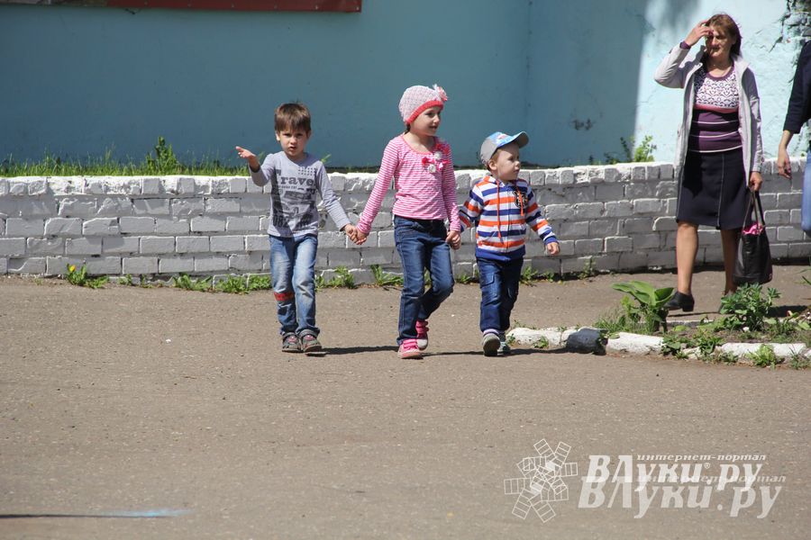 День защиты детей отпраздновали В Великих Луках (фото)