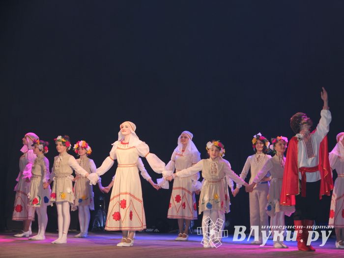 18 мая состоялся юбилейный концерт коллектива мажореток «Золотые погоны» (ФОТО)