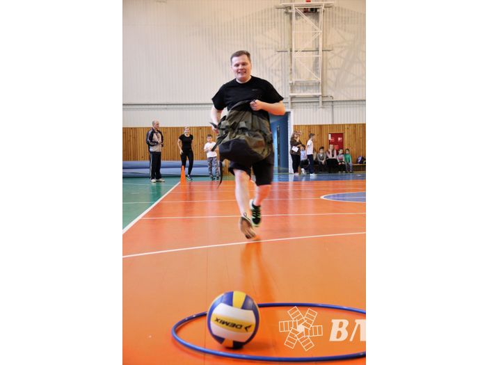 Великолучане одержали победу в зональном этапе «Папа, мама, я – спортивная семья» (ФОТО)