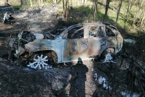 В Великолукском районе «Лексус» врезался в самосвал