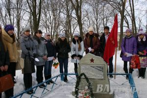 В Великих Луках почтили память подпольщиков