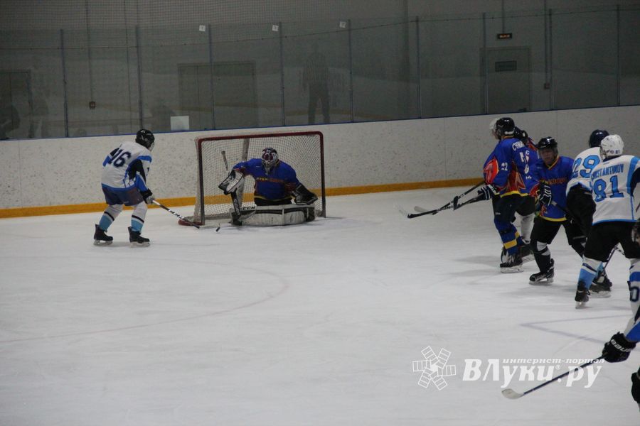 Хоккейная встреча «ЛукиСпорт» — «Барсы» состоялась в «Айсберге» (ФОТО)