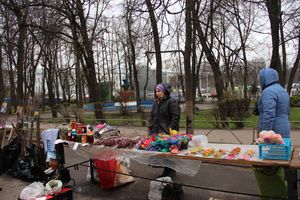 В Великих Луках проходит Весенняя ярмарка