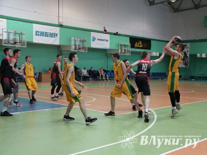 В Великих Луках завершился 4 тур Чемпиона АСБ (ФОТО)