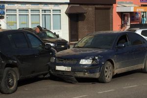 Тройное ДТП на проспекте Ленина