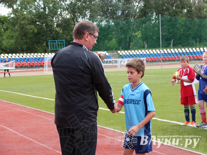 «Кожаный мяч» в Великих Луках