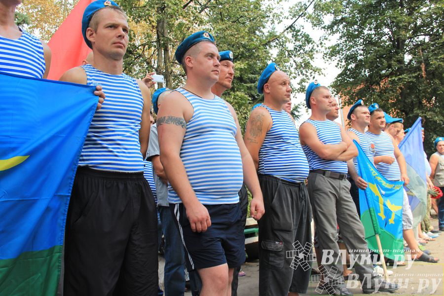 День ВДВ в Великих Луках