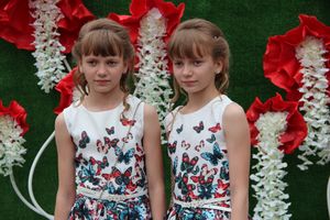 В Великих Луках чествовали близнецов (ФОТО)