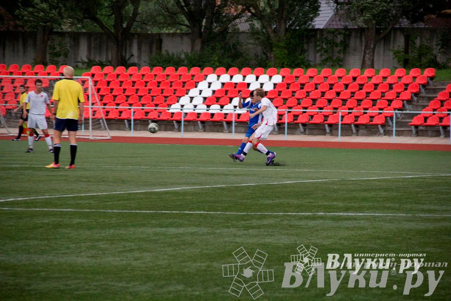 Футбольный матч «Экспресс-2» — «КПРФ»