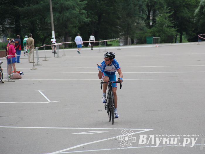 Гонка-критериум по велосипедному спорту