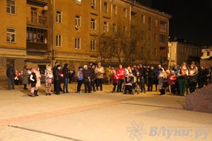 Крестным ходом встредили великолучане светлый праздник Пасхи