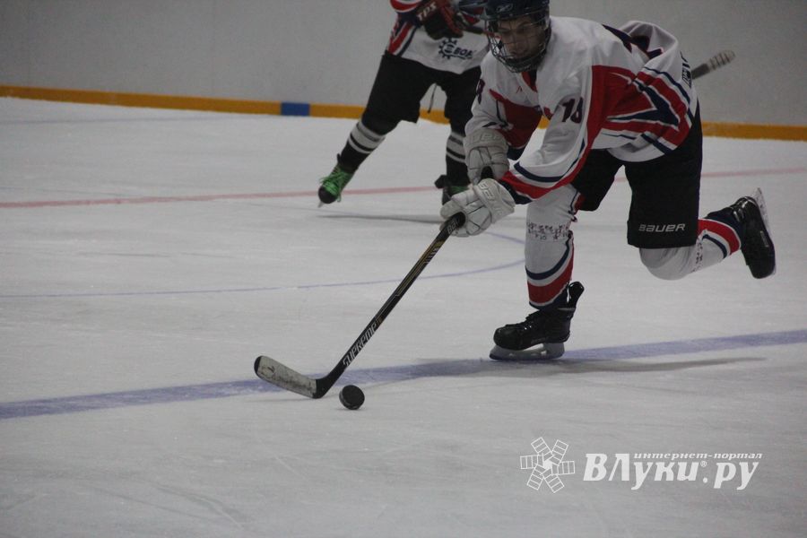 Уверенная победа «Экспресса» на ледовой арене (ФОТО)