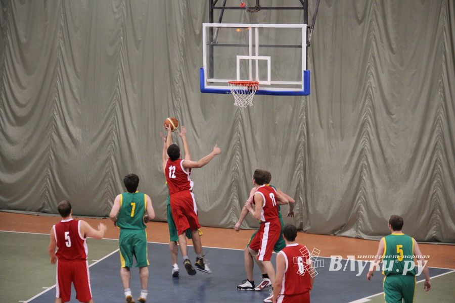 Баскетбол. Кубок города. "Экспресс" - Спартак" 