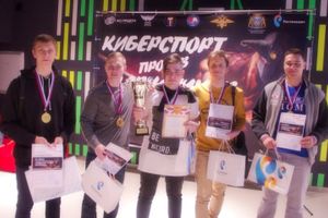 Великолучане приняли участие в турнире «Киберспорт — против наркотиков!»