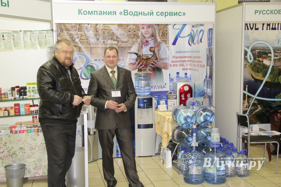 Шестая великолукская универсальная выставка открылась в Великих Луках (фото + видео)