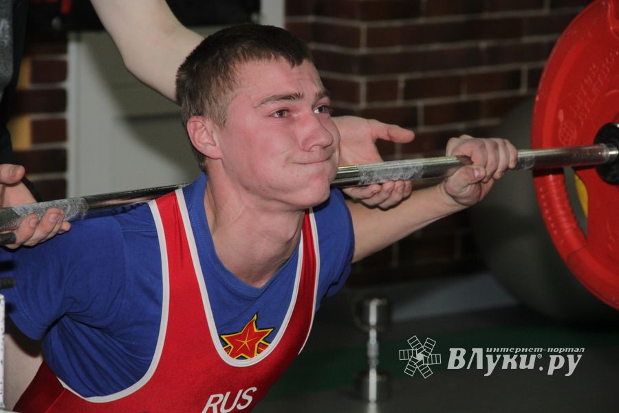 Самые сильные великолучане встретились в «Арене» (ФОТО)