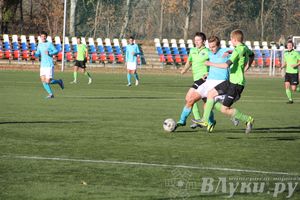 Футбольный матч «Луки-Энергия» — «Карелия» (фото)